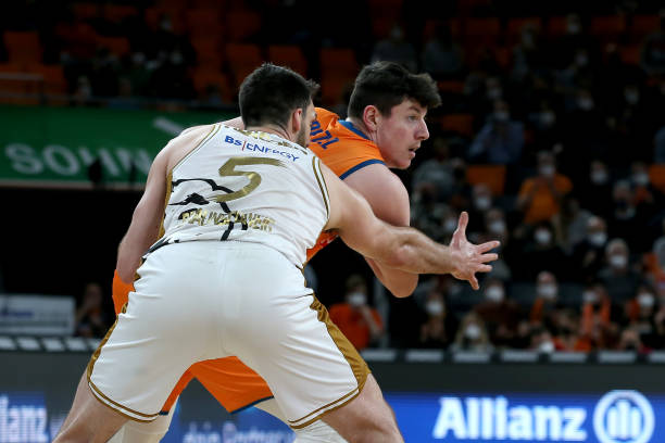 少的讨论和 少的讨论和